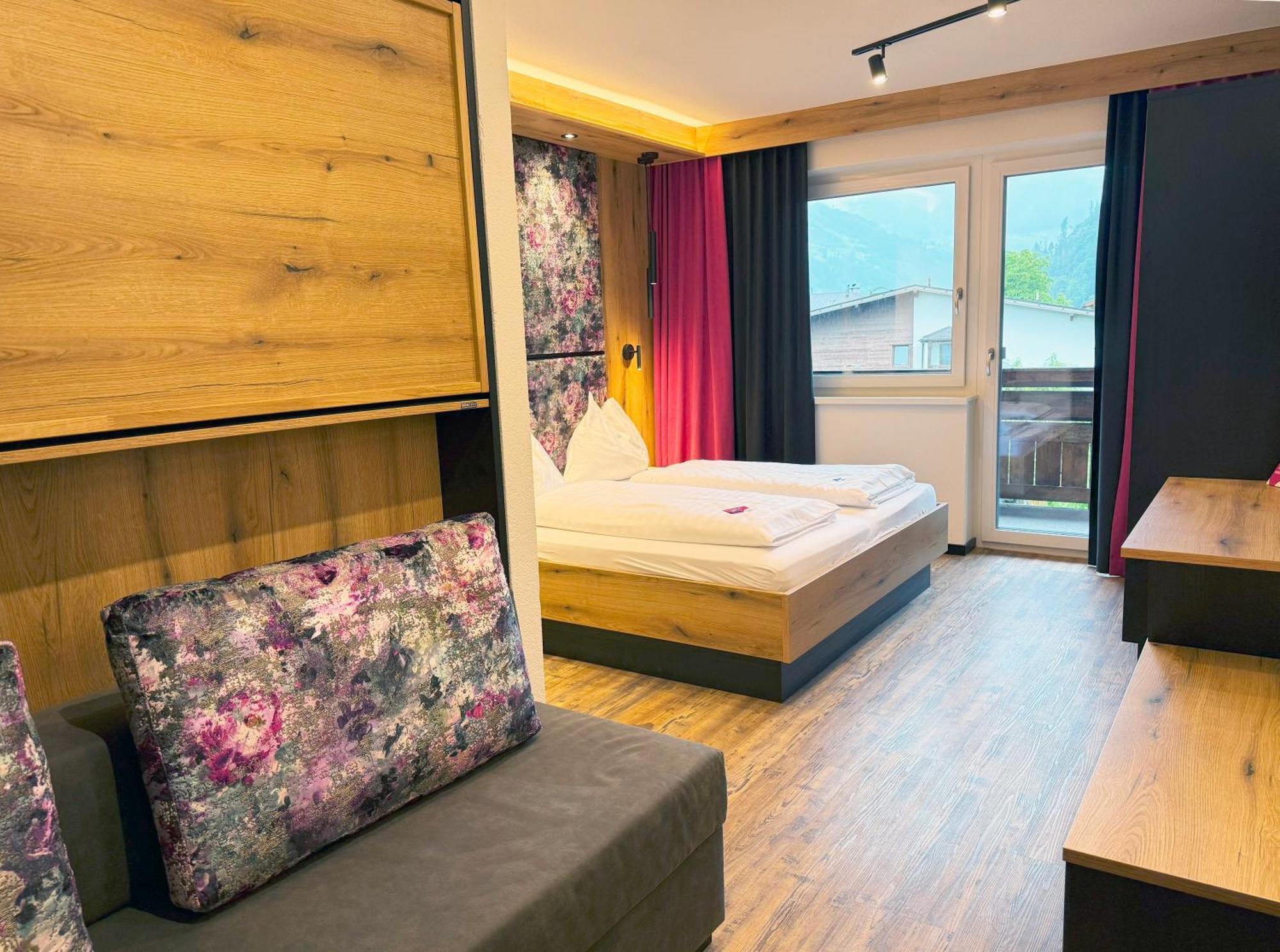 First Mountain Hotel Zillertal Aschau Im Zillertal Extérieur photo